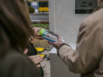Nem csak a tél veszélyes: a nyári hőség éppúgy életveszélyt jelenthet az utcán élőknek