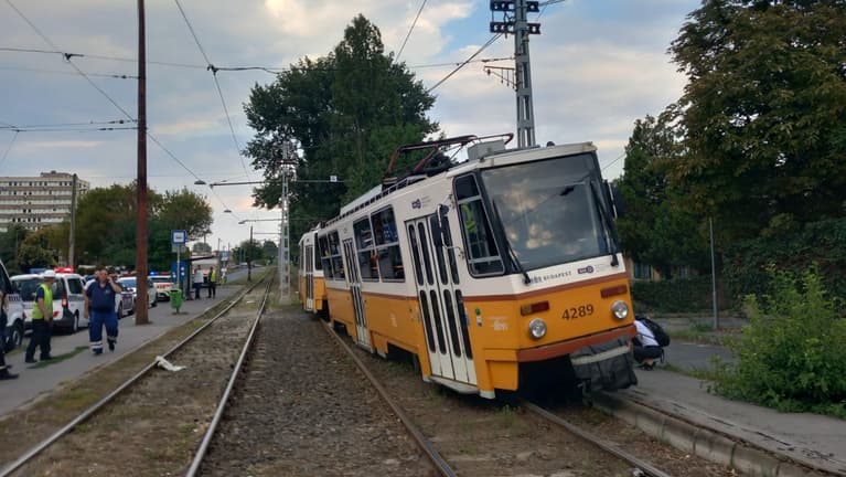 Kisiklott egy villamos a Hungária körúton, változásra kell számítani ezen a szakaszon