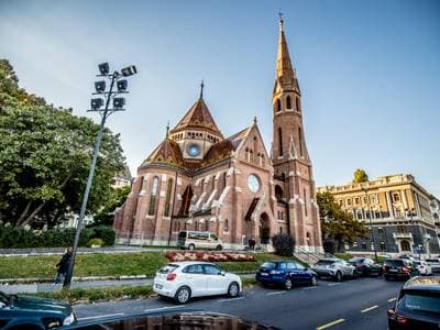Ady esküvőjétől a magyar Frida Kahlóig: a Szilágyi Dezső tér elfeledett történetei