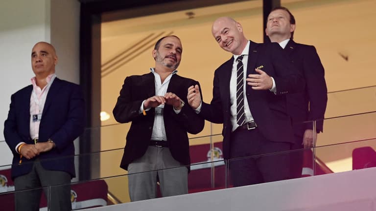 Zsarolással vádolják Gianni Infantinót, megbuktathatják a FIFA elnökét