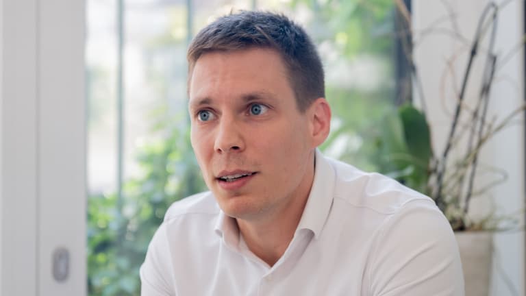 Hivatalos: két új képviselője van a Fidesznek