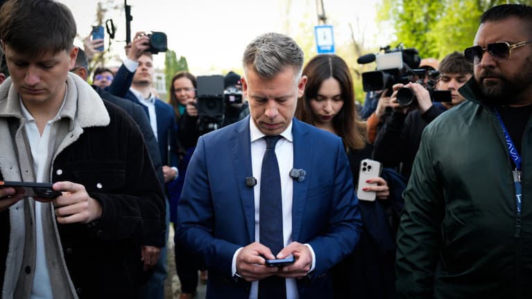 Magyar Péter „Facebook-kormányzásának” 100 napos mérlege: négyóránként egy poszt, 42 millió lájk