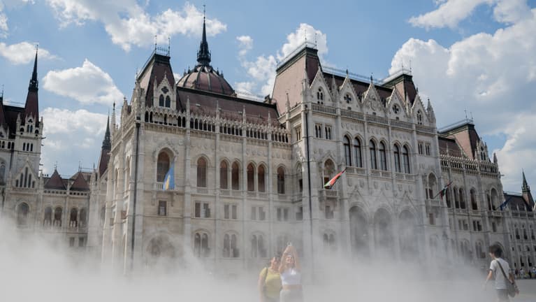 Ingyenesen látogatható lesz Magyar Péter főszerepléseinek egyik központi helyszíne