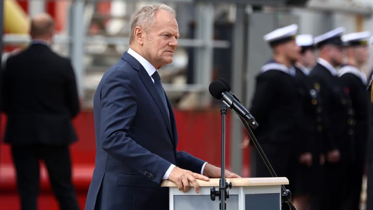 Donald Tusk elárulta, hol rejtőzhet a Magyarországról eltűnt körözött lengyel politikus