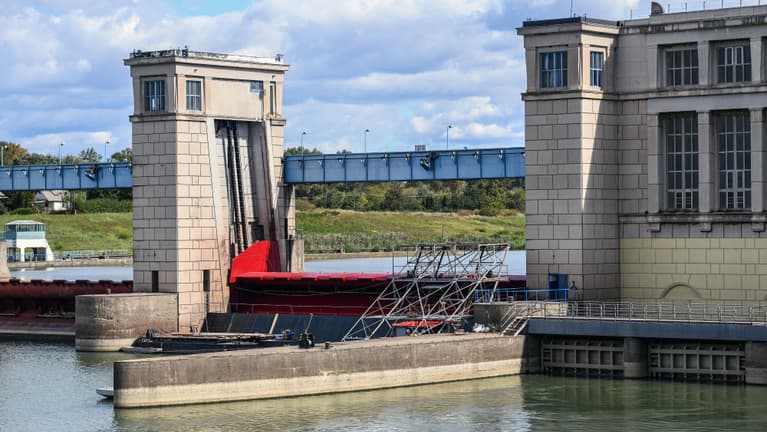 Kritikus szintre esett a Tisza vízállása: leállították a Tiszalöki Vízerőművet
