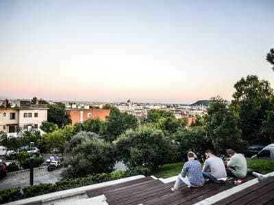 Hétvégi programajánló: Pozsonyi Piknik, Belvárosi Sörfesztivál, SANTSAT évadzáró buli