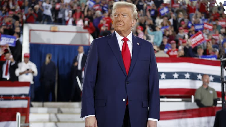 Történelmi mélyponton Donald Trump népszerűsége, a saját szavazói is elpártolnak az elnöktől