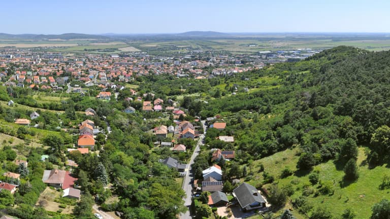 A Tisza-kormány visszavonhatja az önazonossági törvényt, a Mi Hazánk szerint súlyos probléma jöhet utána