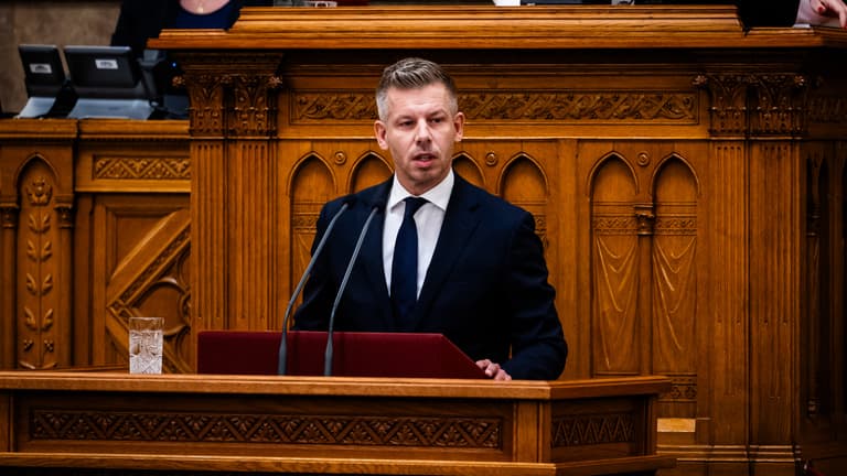 „Megértjük, hogy hiányzunk Magyar Péternek” – a Fidesz és a Mi Hazánk is kihagyja az 56-os díszülést