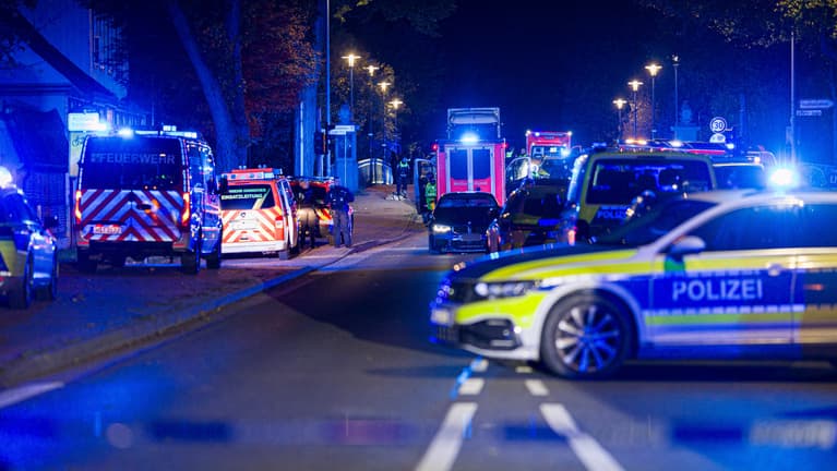 Lövöldözés volt Németországban, tömegbe hajtott egy autó