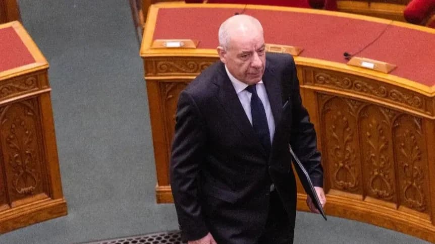 Aláírta az Alaptörvény-módosítást Sulyok Tamás, holnaptól nem ő a köztársasági elnök