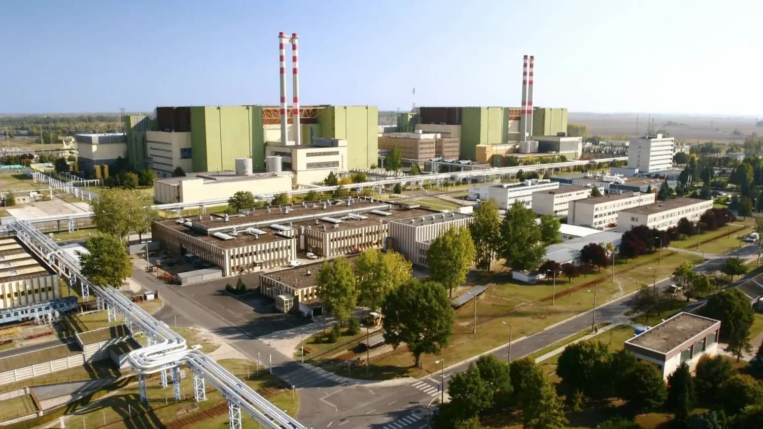Egy szakértő kormány időben felkészülhetett volna a paksi leállítással kieső árammennyiség pótlására