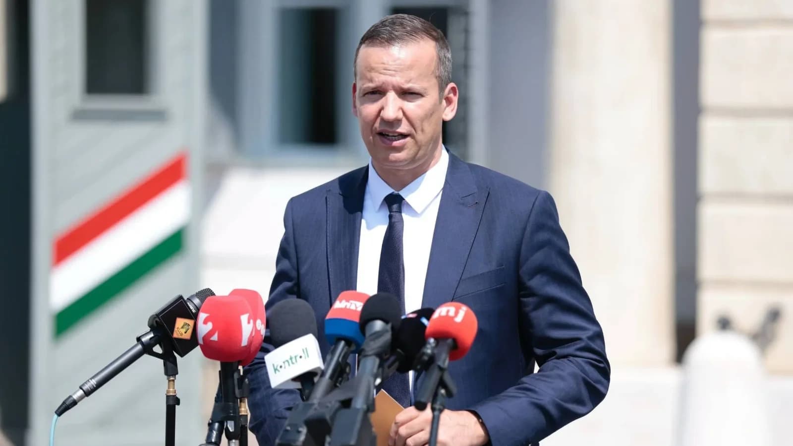Toroczkai: hol van a belügyminiszter, amikor embereket ölnek meg?