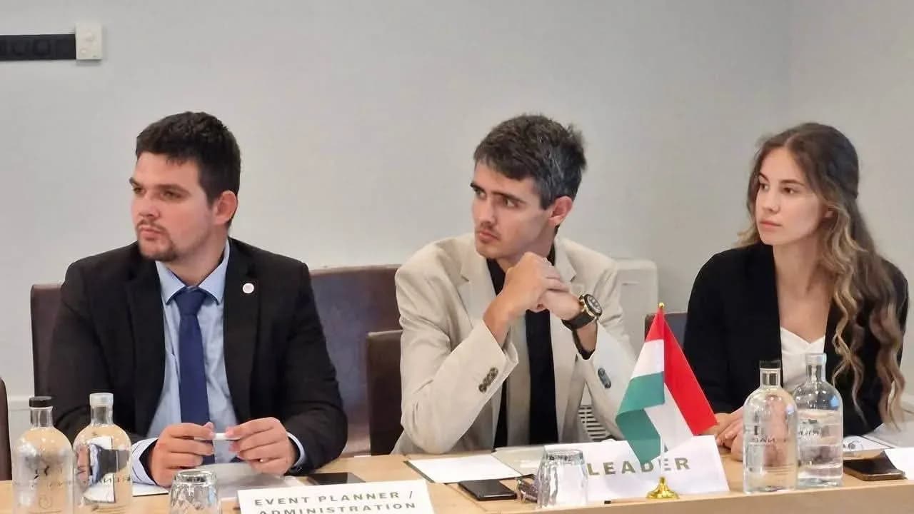 Történelmi jelentőségű találkozón vett részt a Mi Hazánk Ifjai