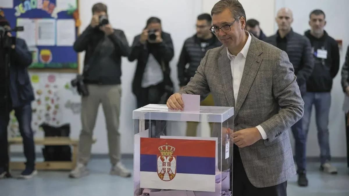 Vucsics bukott, elismerte vereségét Szerbiában