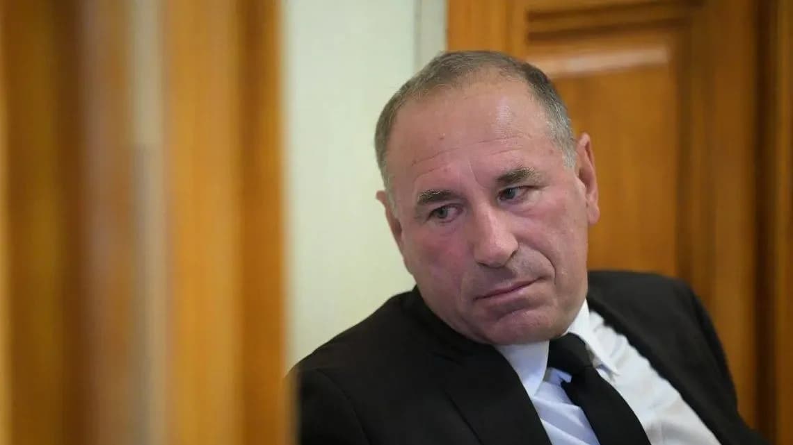 Első fokon öt év letöltendő börtönbüntetésre ítélték a Fidesz korábbi országgyűlési képviselőjét