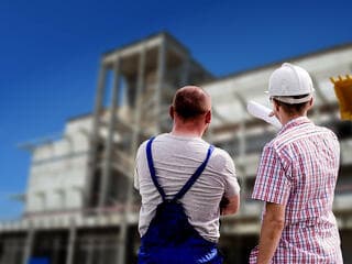 Otthon Startos projektek, nagy szennyezők és uniós ítélet: így módosítja a kormány a Lázár János nevéhez köthető építészeti törvényt