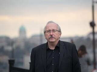 Besokallt Niedermüller Péter, egy vasat sem fizet tovább