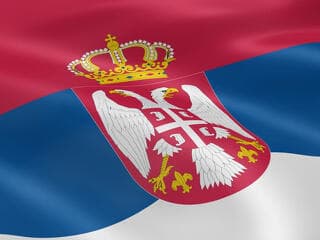 Brutálisan magas részvétel és felfokozott indulatok félidőben a szerbiai választáson
