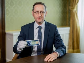 Vajon válaszol Varga Mihály erre a nagyon fontos kérdésre?