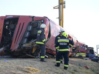 Lengyel buszbaleset: gyorsan „elfogyhat” a milliárdos biztosítás
