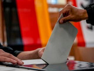 Érzik a tétet a németek: sokkal többen szavaztak a döntő jelentőségű választáson, mint öt éve