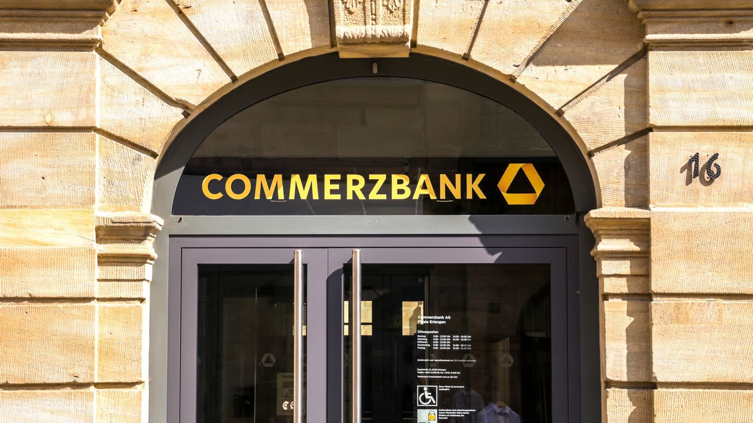 Egész Európában fordulatot hozhat az UniCredit és a Commerzbank egyesülése