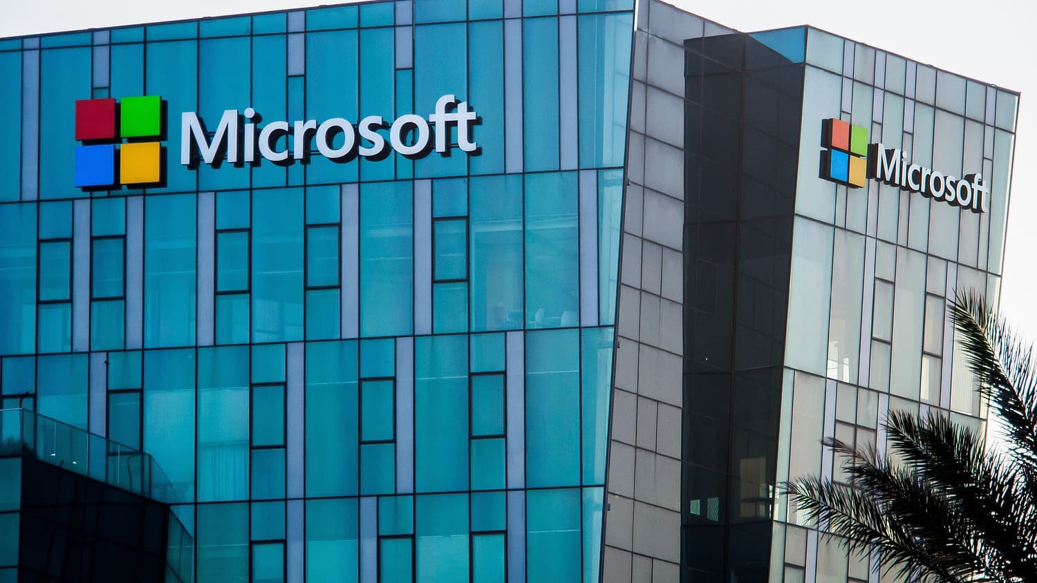 Berobbant az AI-üzlet a Microsoftnál, megnyugodtak a befektetők