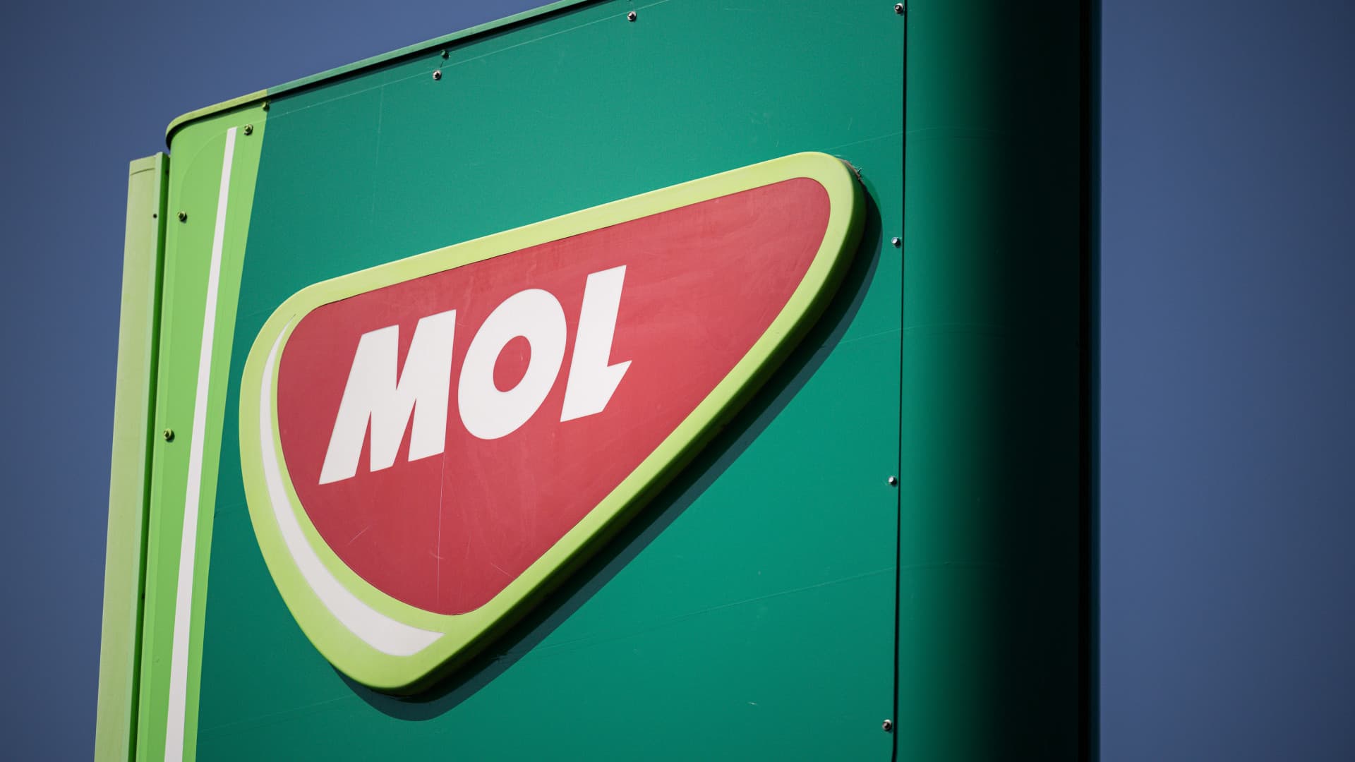 A kormány a Mol vezetőivel tárgyal a dízeltámogatásról