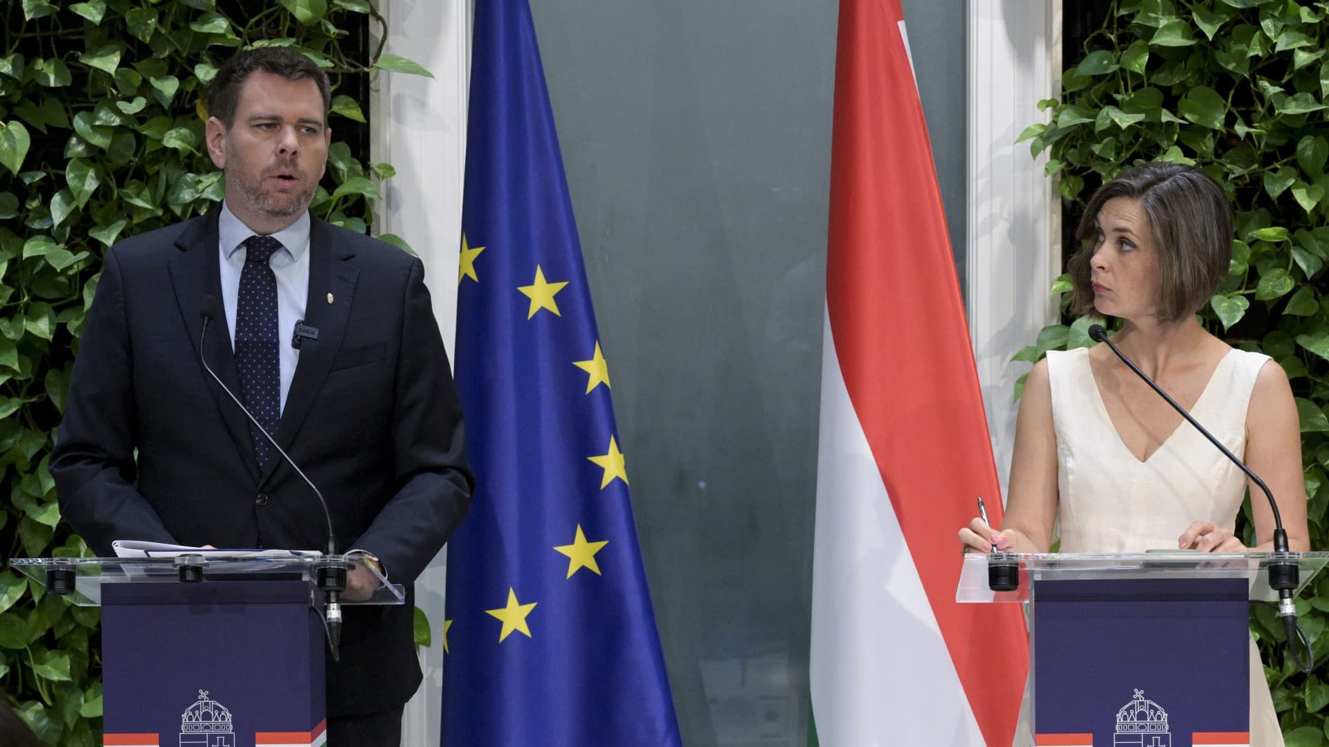 Itt a lista: Vitézy közzétette a beruházásokat, amelyeknek visszavonta a kiemelt státuszát