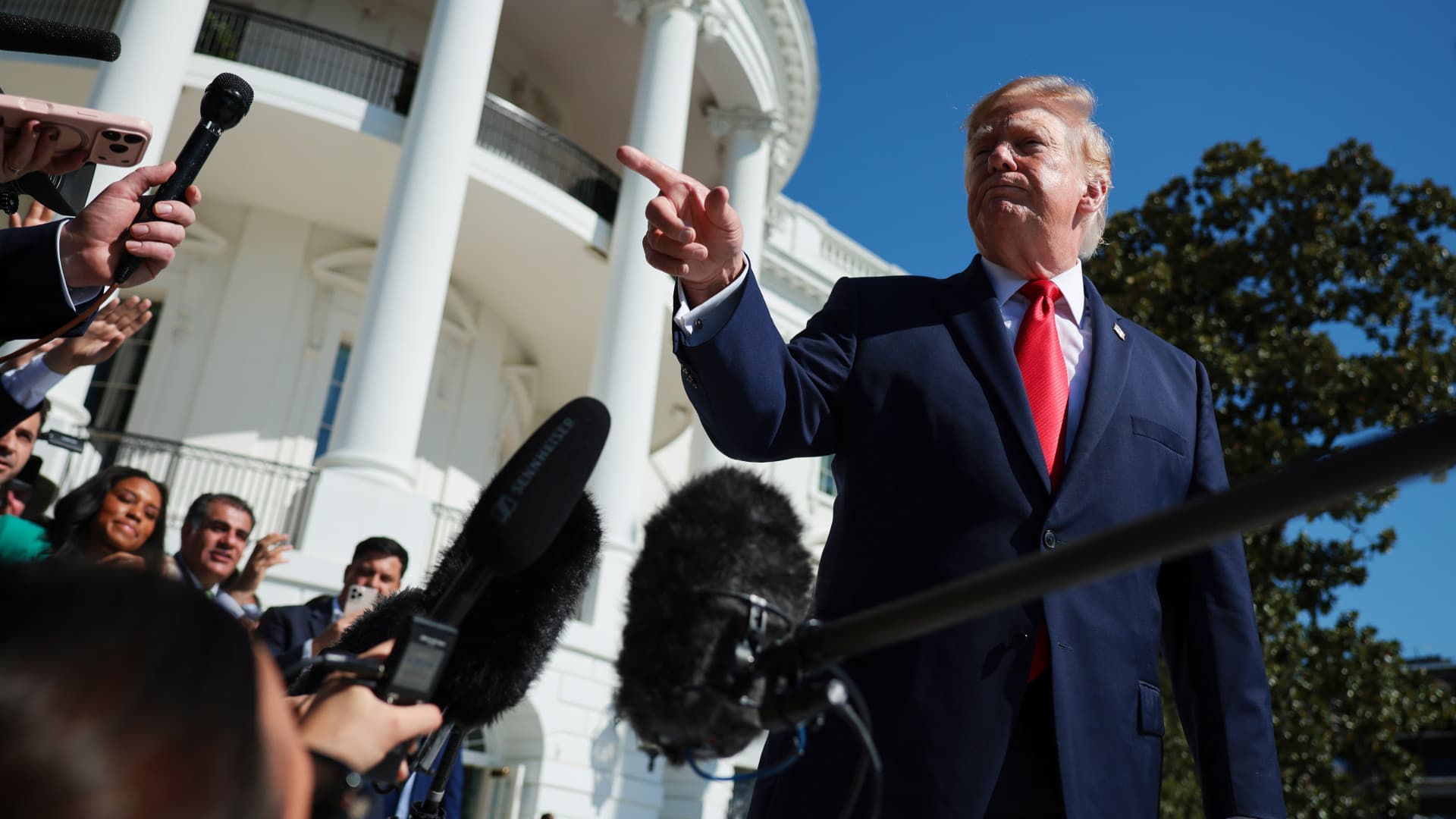 Tiszta vizet öntött a pohárba Trump: elárulta, elvágják-e a támogatásokat Ukrajna elől