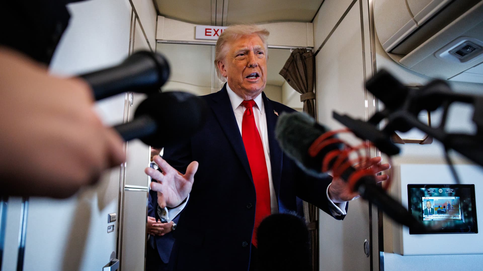 Trump szerint csak "félig-meddig" tárgyalnak Iránnal
