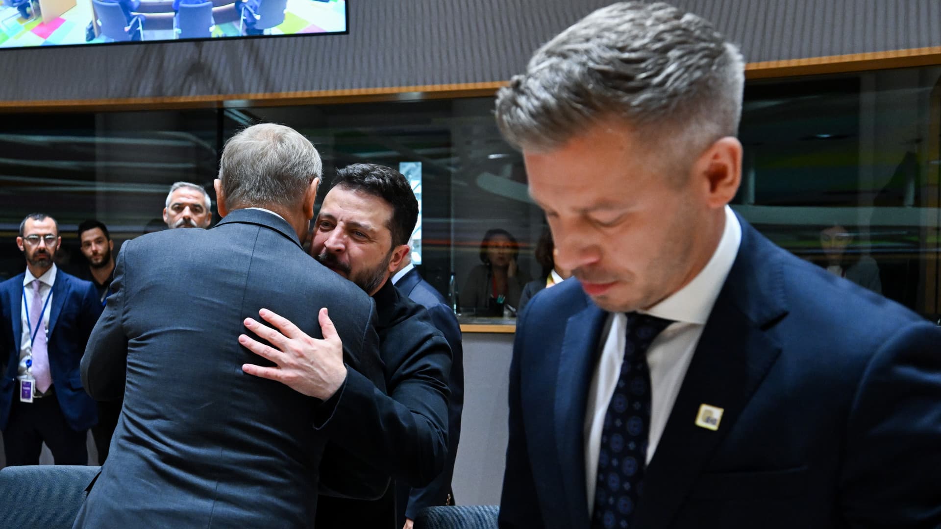 Véget ért az EU-csúcs: kemény vitákba állt bele Magyar Péter, de a legfőbb kérdések megválaszolatlanok