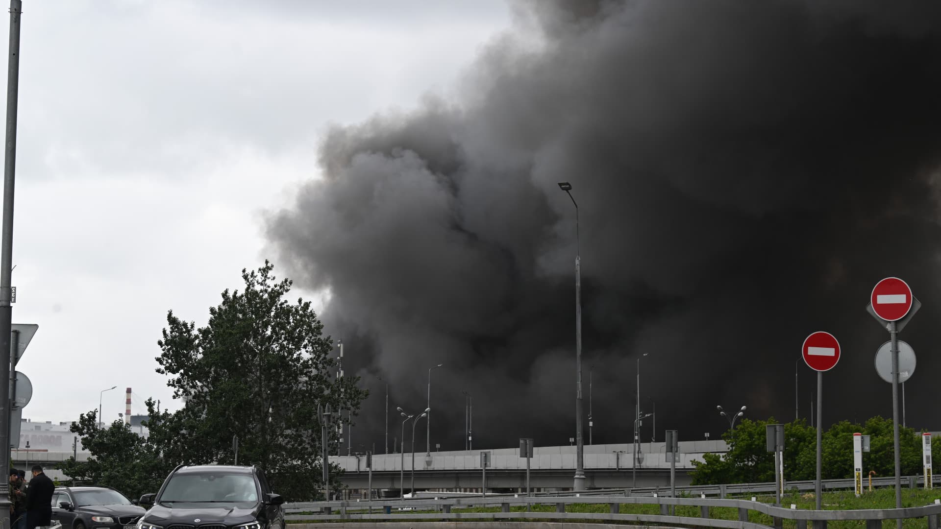 Lesújtó helyzetben a orosz ipar motorja: hosszú hónapokra is leállhatnak a legfontosabb üzemek egyetlen találat után