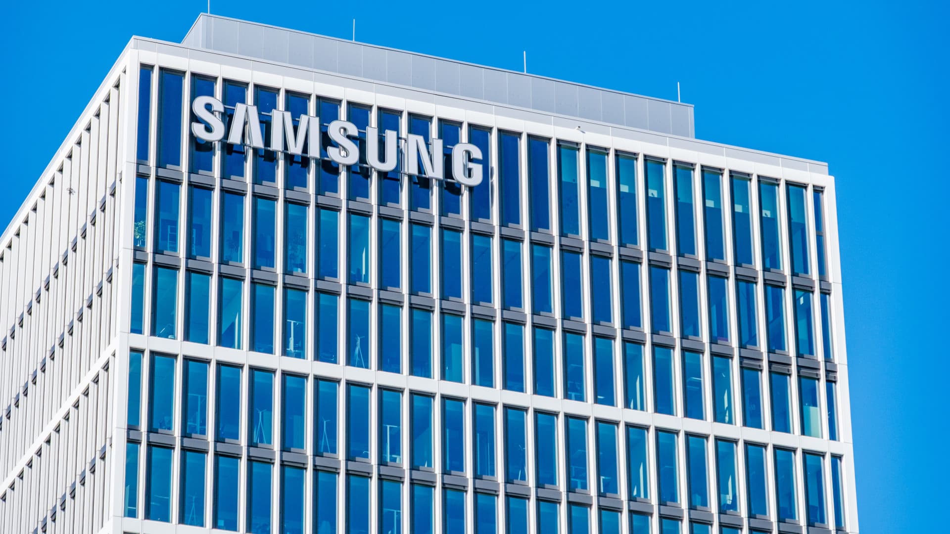 Történelmi negyedévet zárt a Samsung, a cég szerint még csak most kezdődik az AI memóriaőrület!