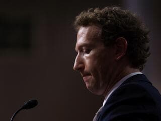 Sokmilliárdos gyomrost kapott Mark Zuckerberg, de a jövőt rózsaszínben láthatja