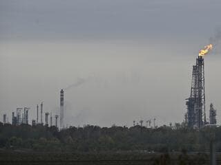 Újra teljes kapacitással működik a Dunai Finomító, 18 milliárd forintba került a helyreállítás