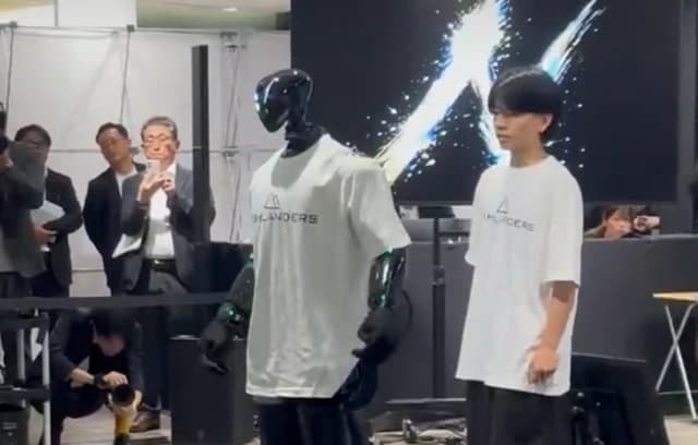 Mitsubishi Motors humanoid robotokat épít kiotói autógyárában