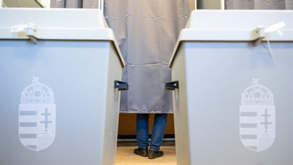 Négy pártmentes választás, taroltak a függetlenek