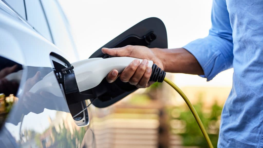 Felhívást tettek közzé a magyar elektromos autósoknak a kialakult energiahelyzet miatt