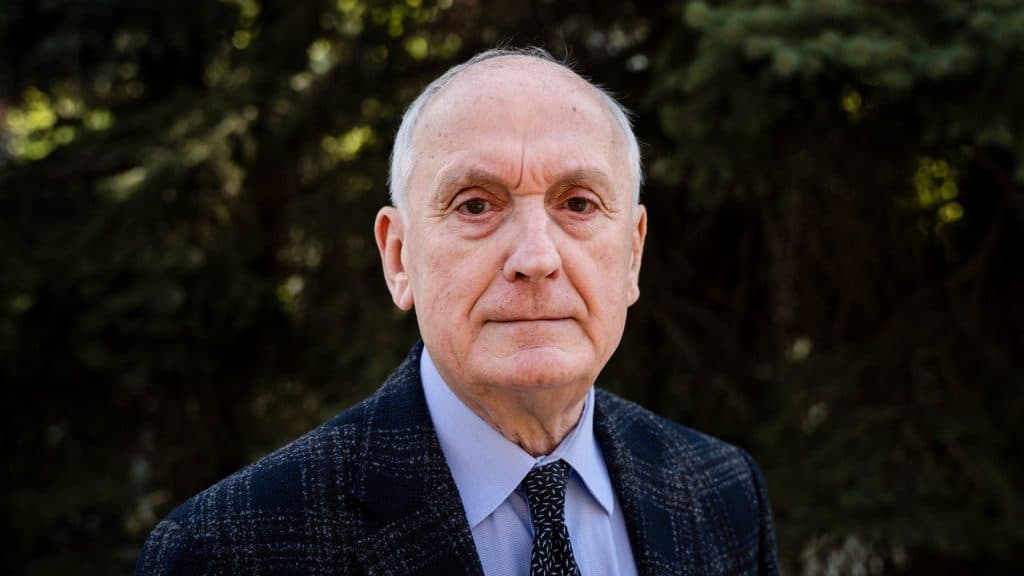 „Nem lesz golyóstoll” – Baka András portréja