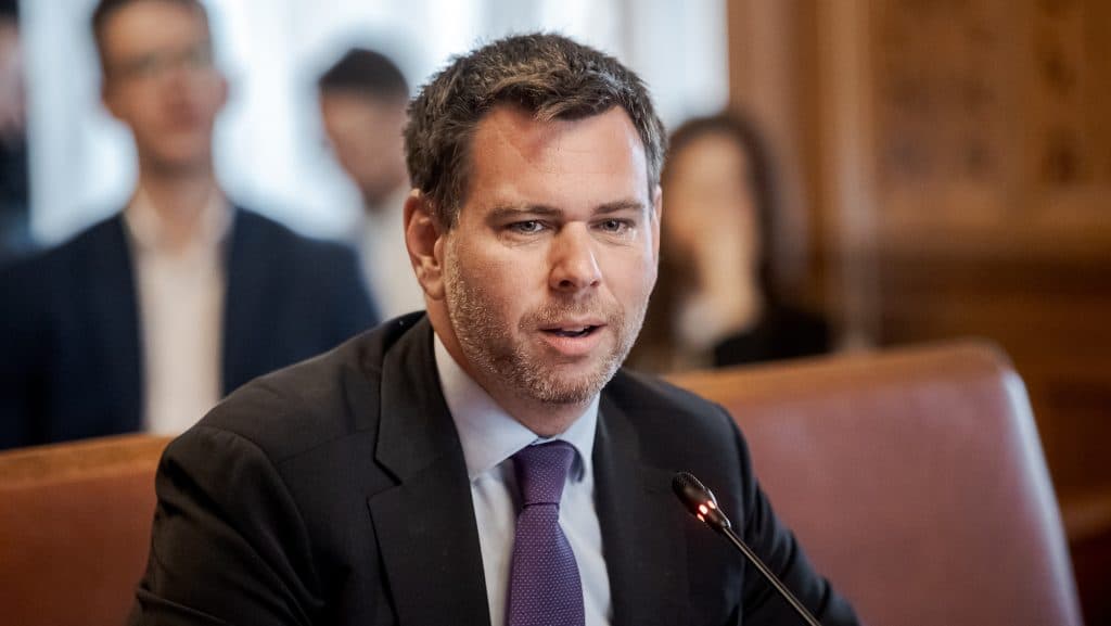 Vitézy Dávid DJ Oti rekordbulijáról: Ez most olyan, mintha egy telt házas Puskás-meccs lenne kettes metró nélkül