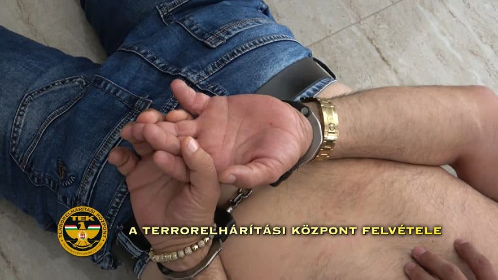 Kórházi halálos beteget játszó szereplőt is bevetett az ingatlanmaffia