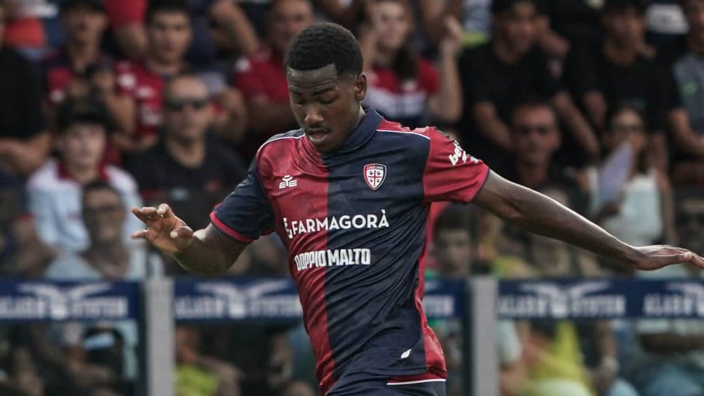 Majdnem medencébe fulladt, mesterséges kómában tartják a Cagliari játékosát