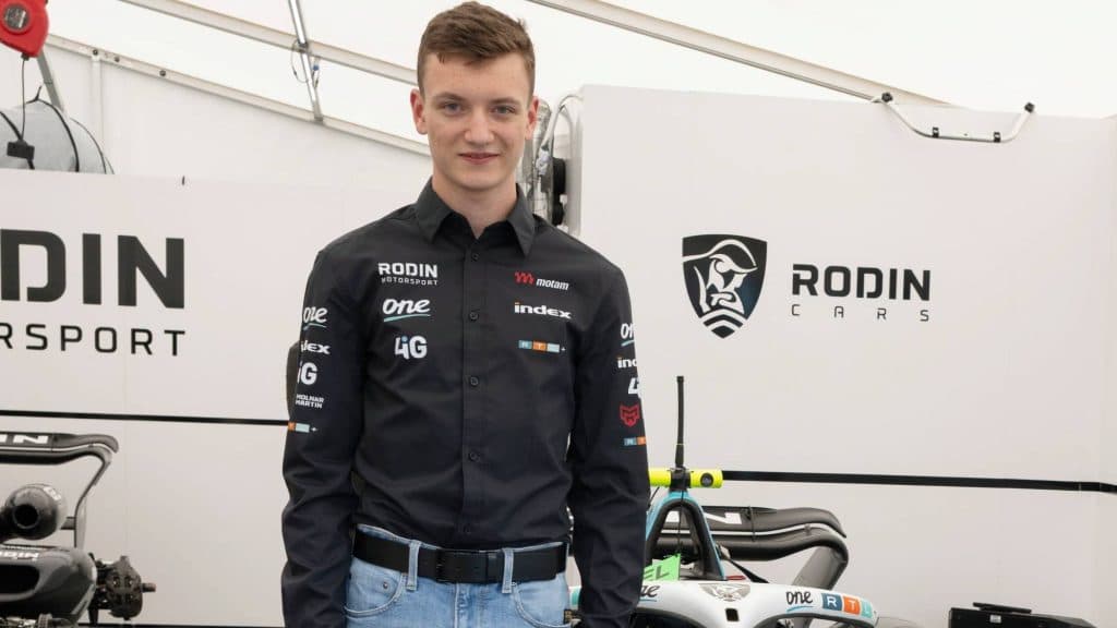Molnár Martin a második magyar pilóta, aki az F3-as szezonzárón tesztelhet