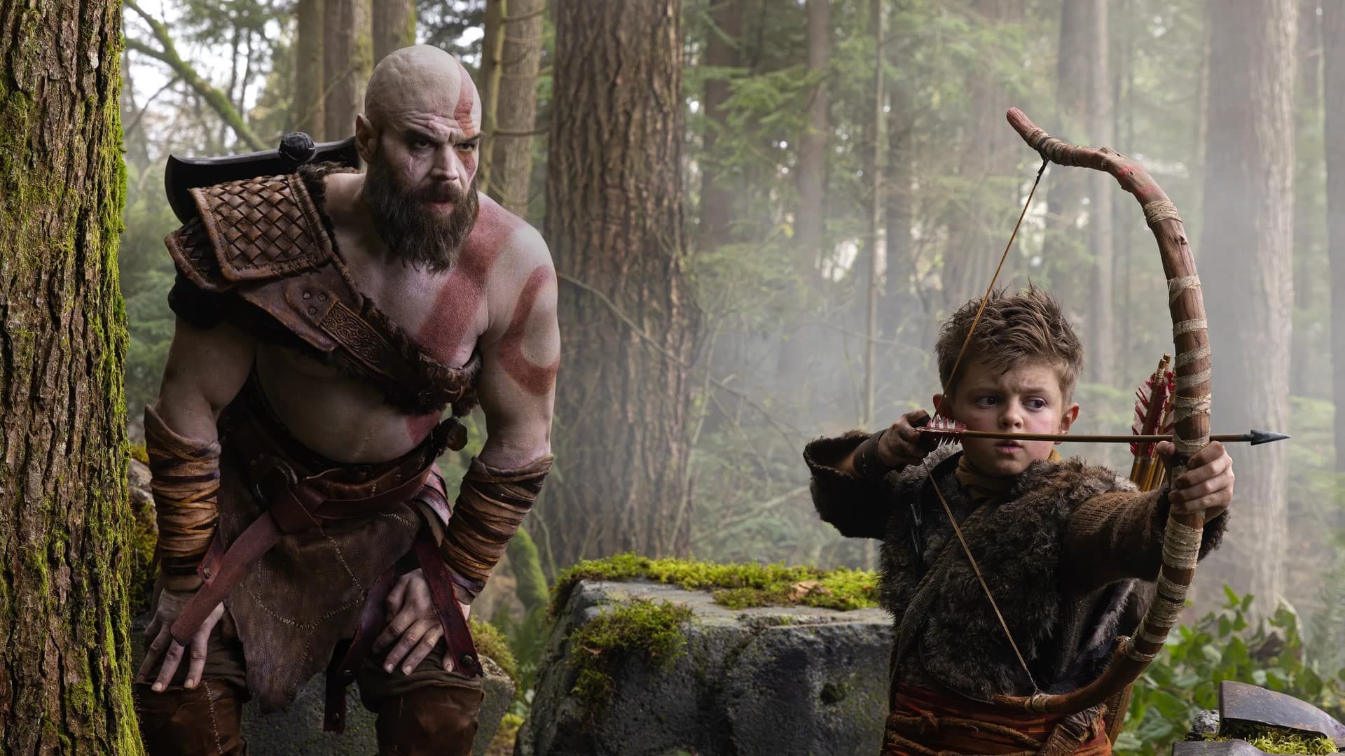 Ryan Hurst után a másik főhős, Atreus színészét is lecserélhetik a God of War 2. évadára, de egészen más okból kifolyólag