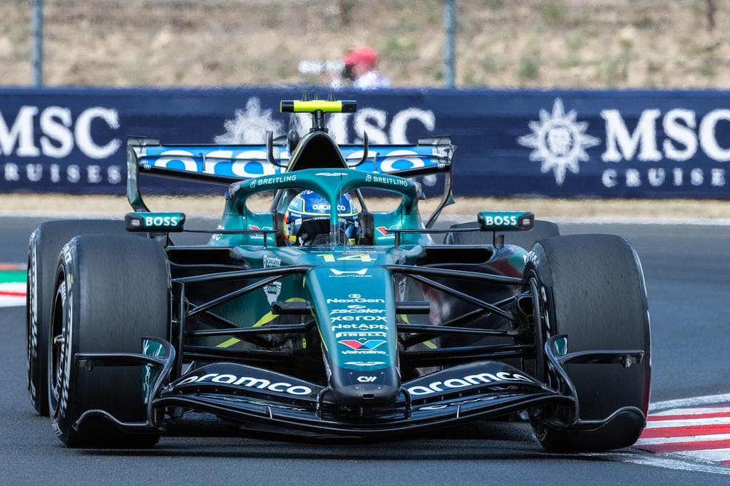 Van az a pénz, amiért 47 évesen is az F1-ben versenyezhet Alonso