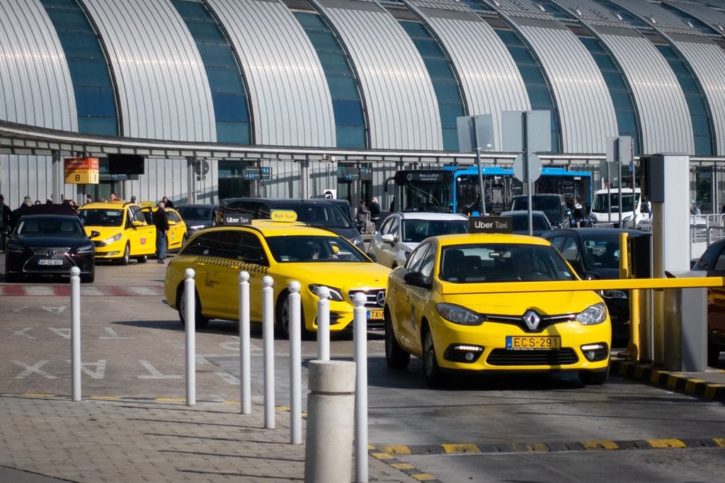 Budapest Airport: „Átmeneti és minimális” torlódás volt a reptéren