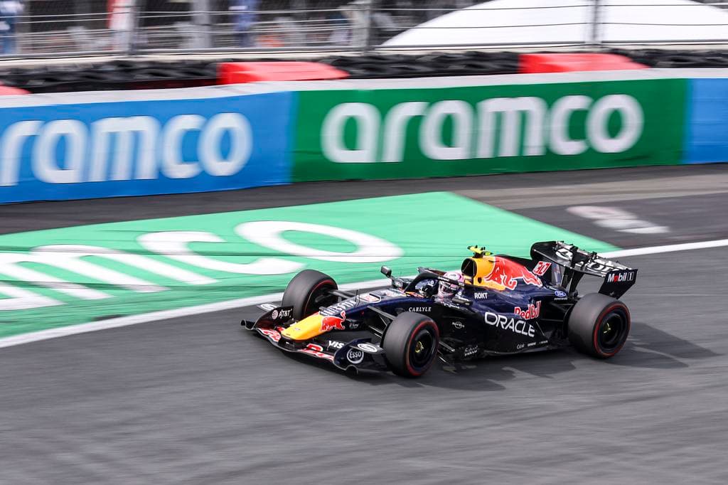 Teljes sorcserével kezdi a Red Bull az Olasz Nagydíjat