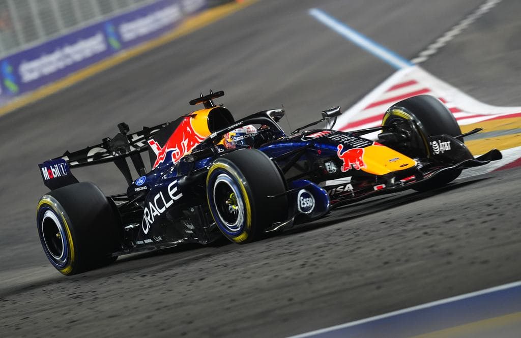 Verstappen legyőzte a mumusát, kisujjból rázta ki a Szingapúri Nagydíjat